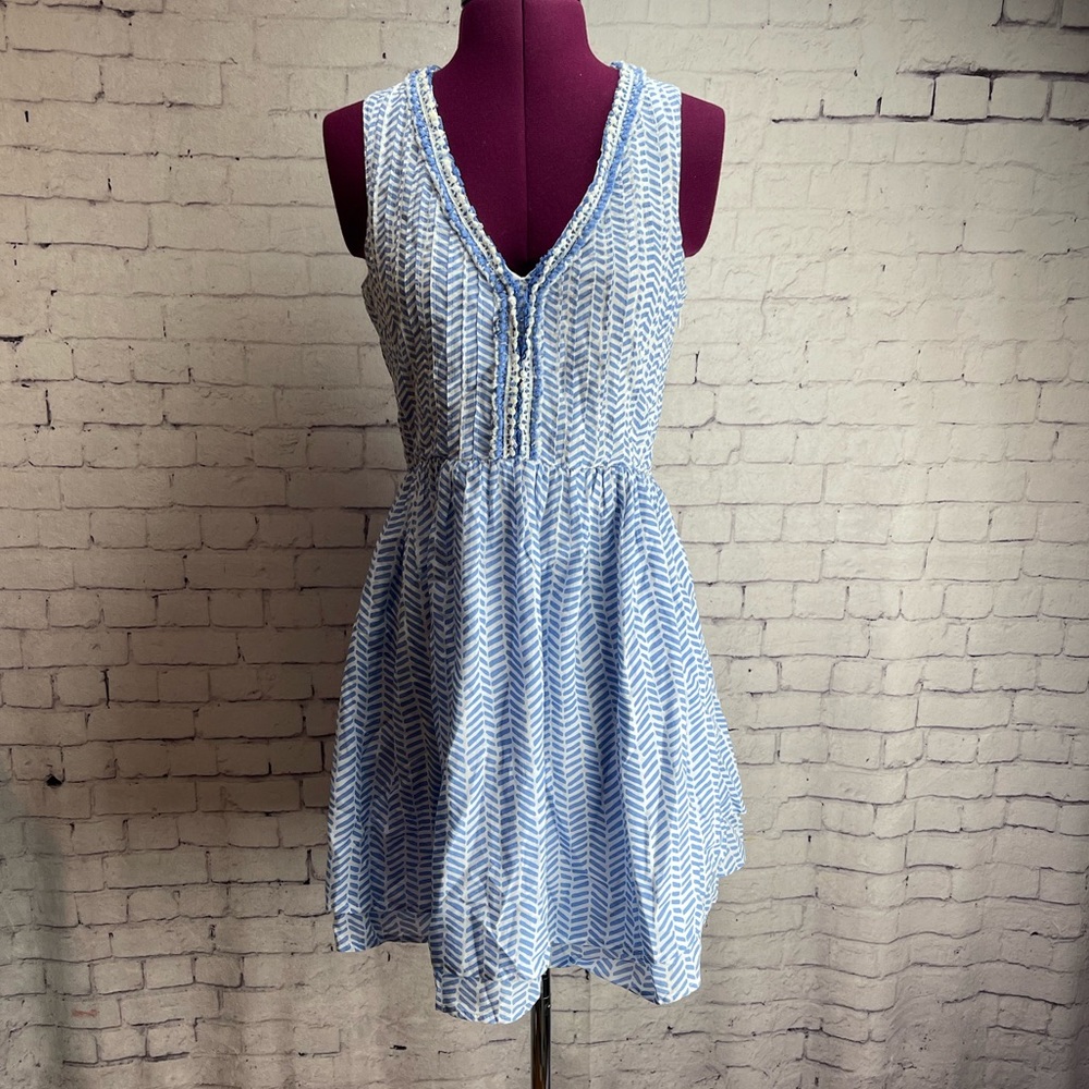 Vineyard Vines size XXS chevron Geo pin tuck a line dress